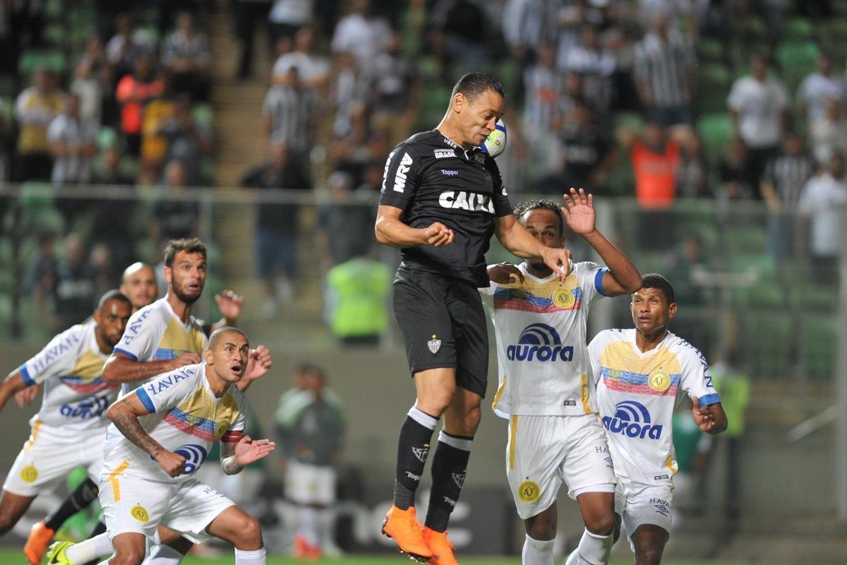 Imagens do empate sem gols entre Atltico e Chapecoense, no Independncia