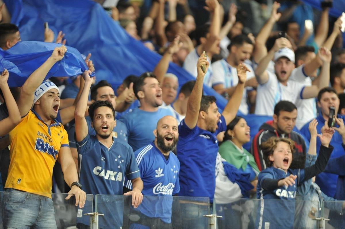 Torcida cruzeirense encheu o Mineiro em deciso com Flamengo na Copa Libertadores