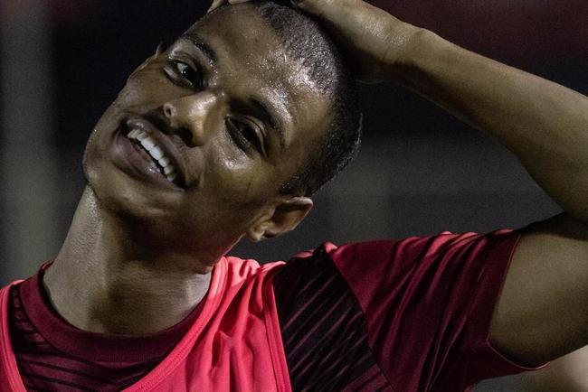 Lucas Cndido, volante (Ponte Preta)