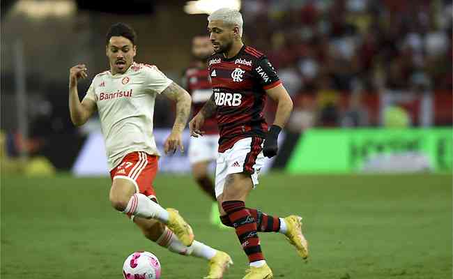 Flamengo, de Arrascaeta, no saiu do zero com Internacional no Maracan 