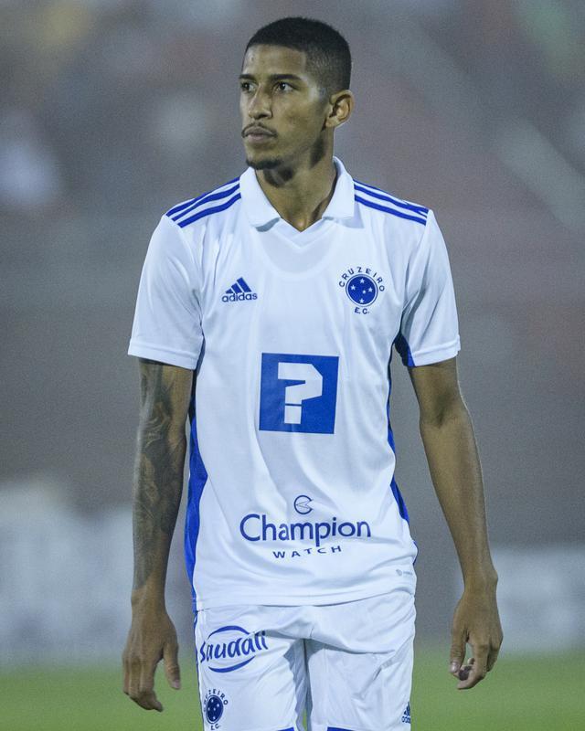 Cruzeiro venceu o Patrocinense neste sbado (21/1), na estreia do Mineiro