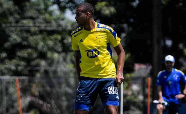 Mateus Silva ainda não foi relacionado após o fim do Campeonato Mineiro