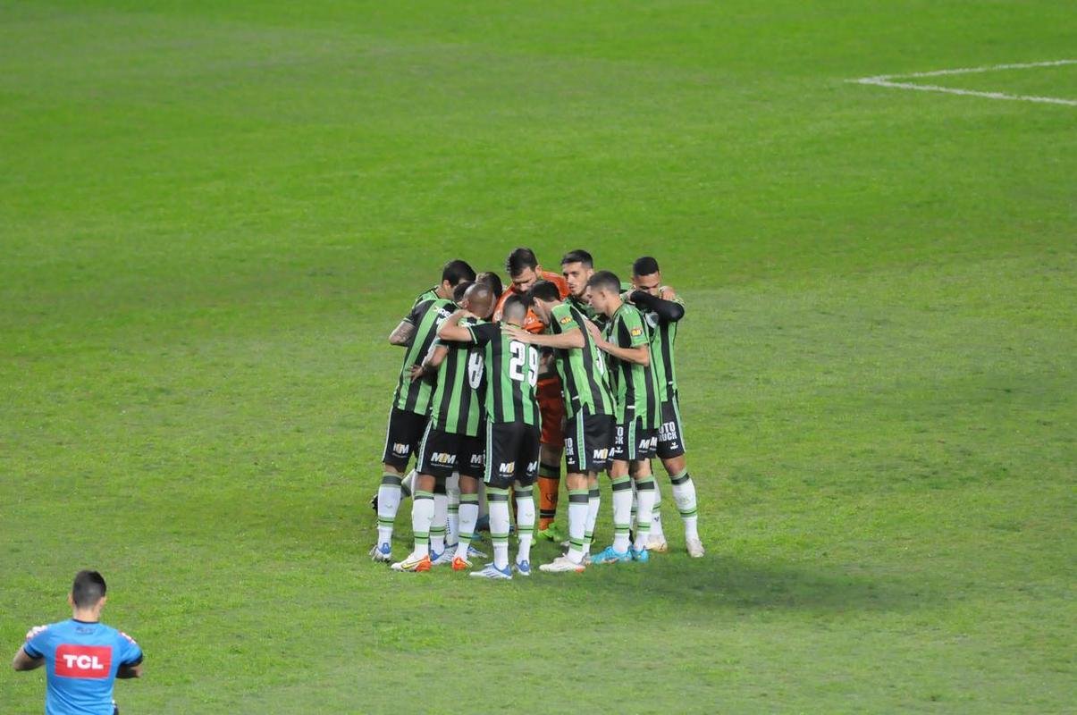 Amrica e Gois se enfrentaram no Independncia, pela 15 rodada da Srie A do Campeonato Brasileiro