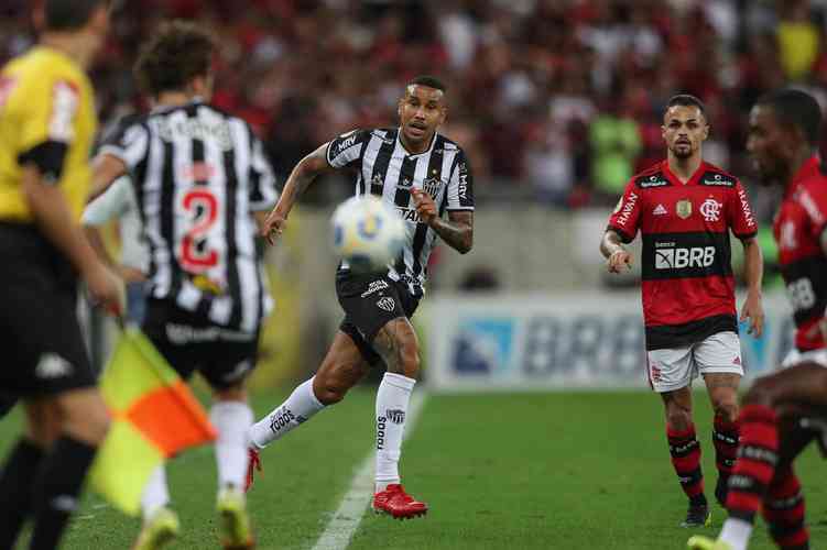 Imagens do jogo entre Flamengo e Atlético, no Maracanã, pela 29ª rodada do Campeonato Brasileiro