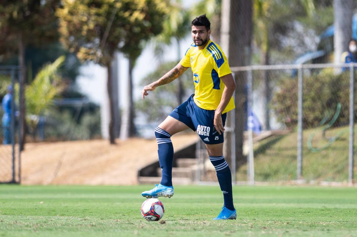 Fotos do treino do Cruzeiro desta sexta-feira na Toca II