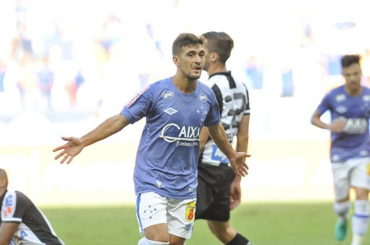 Em 2016, o terceiro uniforme lanado foi azul, tambm com com mais claro. A gola era lisa, mas todos os patrocnios tinham os logos adaptados dos anos 1960. Isso porque a camisa era uma homenagem aos 50 anos do ttulo da Taa Brasil de 1966.