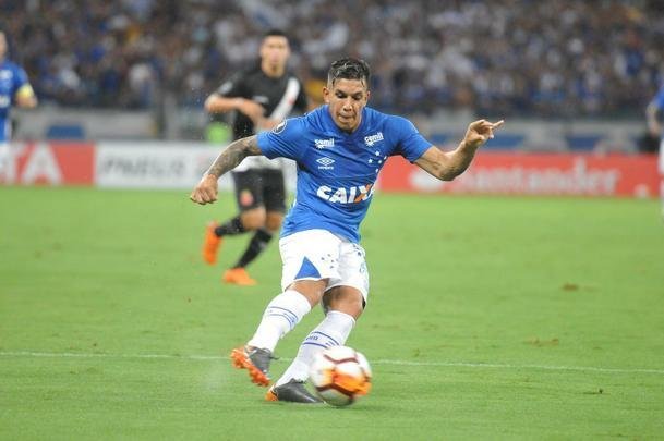 Fotos do primeiro tempo do duelo entre Cruzeiro e Vasco, no Mineiro, pela Copa Libertadores