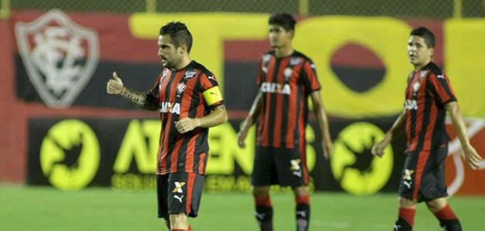 2015 - Vit�ria (um de vantagem para o vice-l�der e cinco de vantagem para o 5�)
