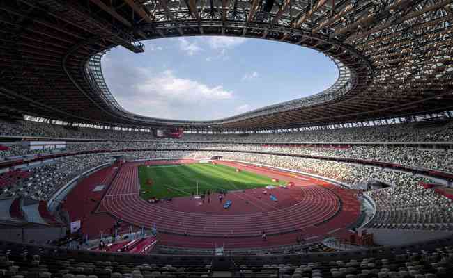 Recm-reformado Estdio Olmpico de Tquio, que tem capacidade para 68 mil espectadores, receber  convidados, patrocinadores, polticos e a imprensa
