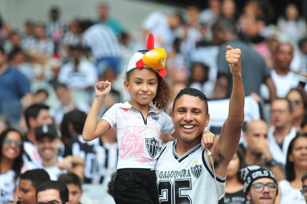 Fotos das torcidas de Atltico e Amrica no clssico deste domingo, no Mineiro, pela 10 rodada do Estadual