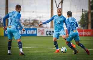 Fotos do treino do Cruzeiro desta sexta-feira, na Toca da Raposa II (Vinnicius Silva/Cruzeiro E.C)