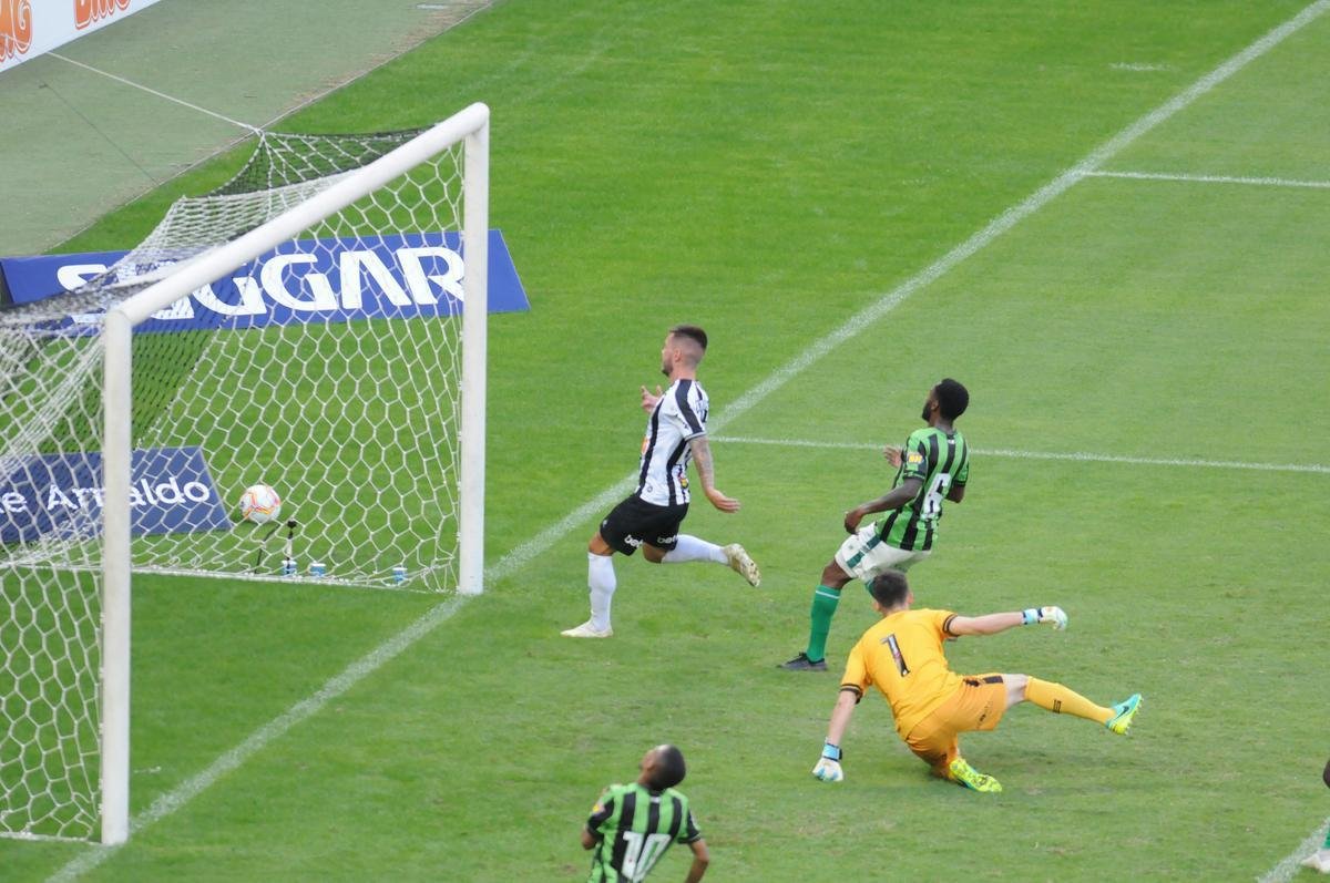 Fotos do clssico entre Atltico e Amrica neste domingo, no Mineiro, pela semifinal do Campeonato Mineiro