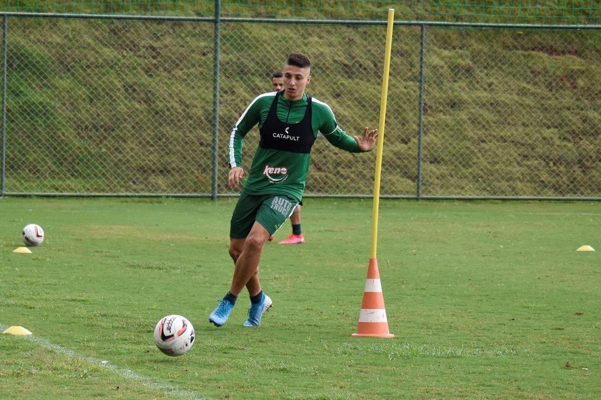 Fotos do treino do Amrica nesta segunda-feira (07/02) no CT Lanna Drumond
