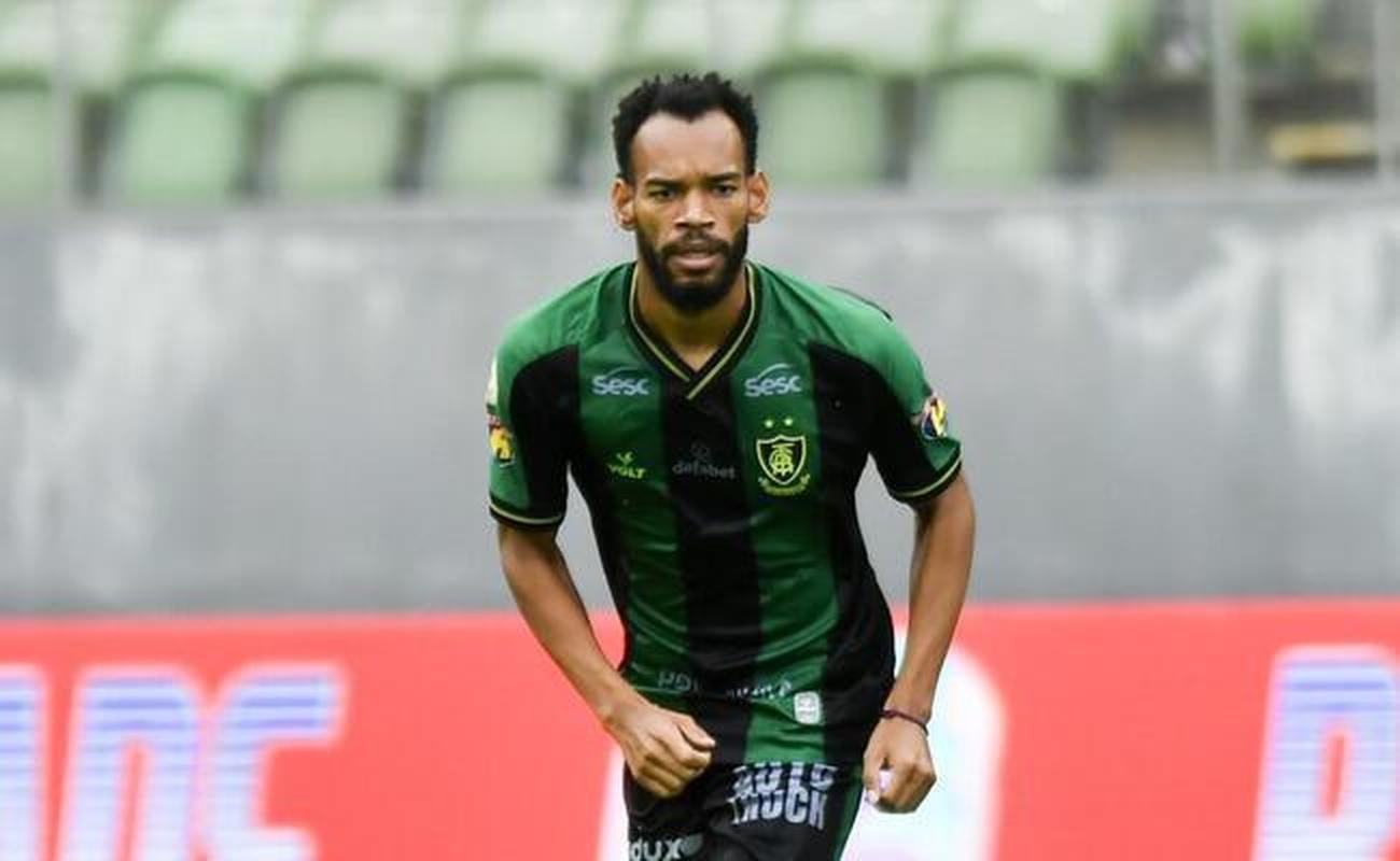 O zagueiro Anderson no ficar no Amrica para a prxima temporada. O defensor foi contratado pelo FC Vizela, de Portugal.