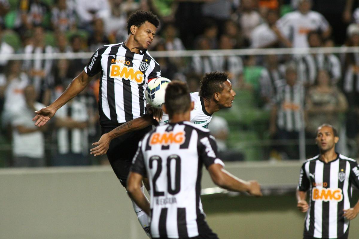 2014 - 12 vitrias, cinco empates e duas derrotas (71,9% de aproveitamento), com 28 gols marcados e 12 gols sofridos
