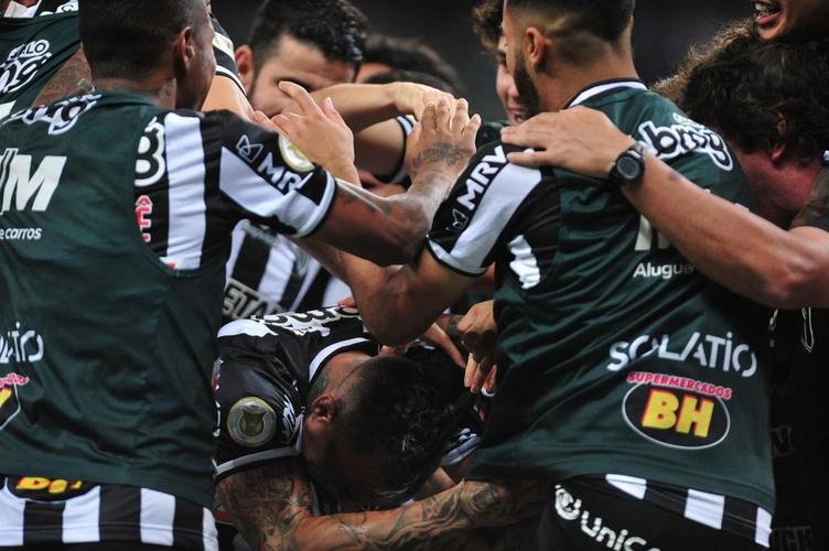 Fotos do jogo entre Atltico e Grmio, no Mineiro, em BH, pela 19 rodada do Campeonato Brasileiro