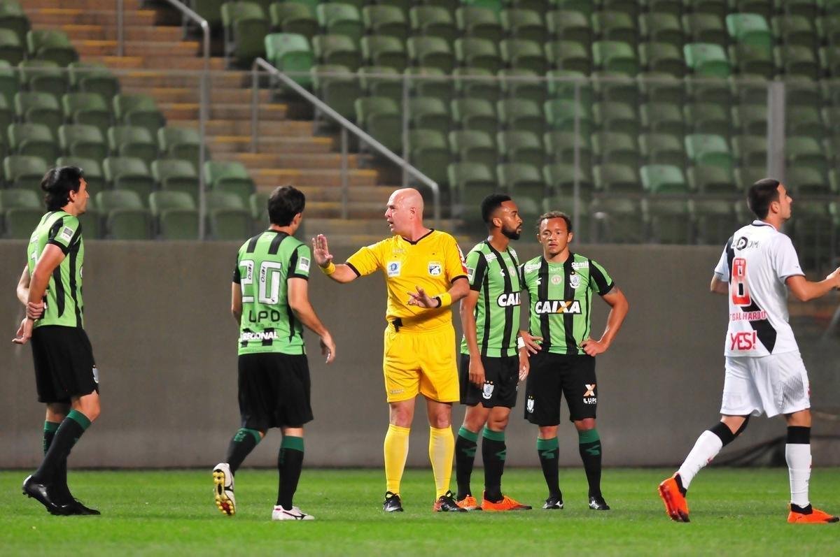Amrica e Vasco se enfrentaram pela 23 rodada da Srie A do Campeonato Brasileiro, no Independncia