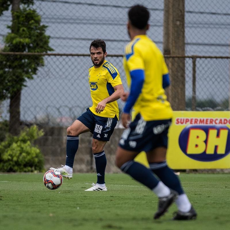 Fotos do treino do Cruzeiro desta segunda-feira (18/10)
