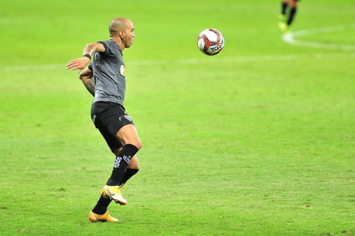 Fotos do jogo entre Atltico e Tombense, neste sbado, pela semifinal do Campeonato Mineiro