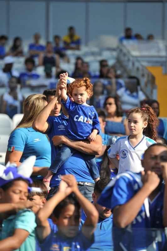 Torcedores de Cruzeiro e Botafogo, no Mineiro, em duelo pela 19 rodada do Brasileiro