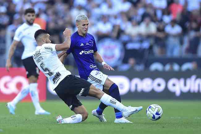 Pela primeira rodada do Campeonato Brasileiro, Corinthians e Cruzeiro se enfrentam na Neo Química Arena, em São Paulo