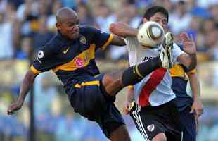 O zagueiro Luiz Alberto chegou ao Atltico em 2003, emprestado pela Real Sociedad-ESP, e ficou no clube at 2004. O defensor fez 63 jogos e marcou 5 gols. Na temporada 2009/10, ele vestiu a camisa do Boca Juniors.