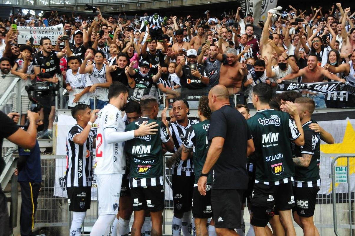 Fotos da vitria do Atltico sobre o Athletico-PR, no Mineiro, no jogo de ida da final da Copa do Brasil