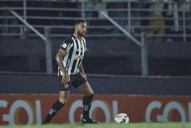 Bragantino e Ceará empatam em jogo com quatro pênaltis no Brasileiro -  Superesportes