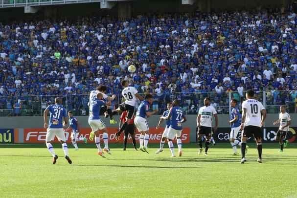Fotos do jogo entre Cruzeiro e Coritiba, no Independncia, pela 20 rodada da Srie A (Edsio Ferreira/EM D.A Press)