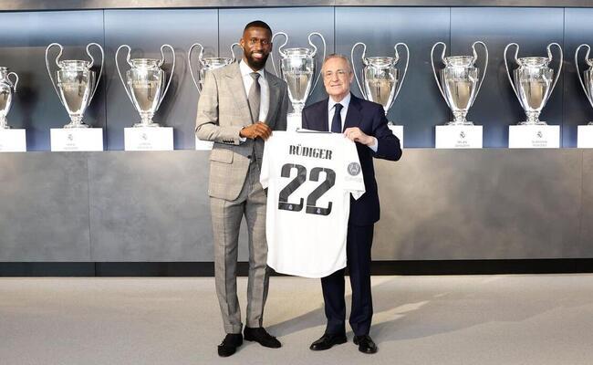 Real Madrid apresenta zagueiro Antonio Rudiger, ex-Chelsea 3 Rudger deixou o Chelsea no fim da temporada 2021/2022