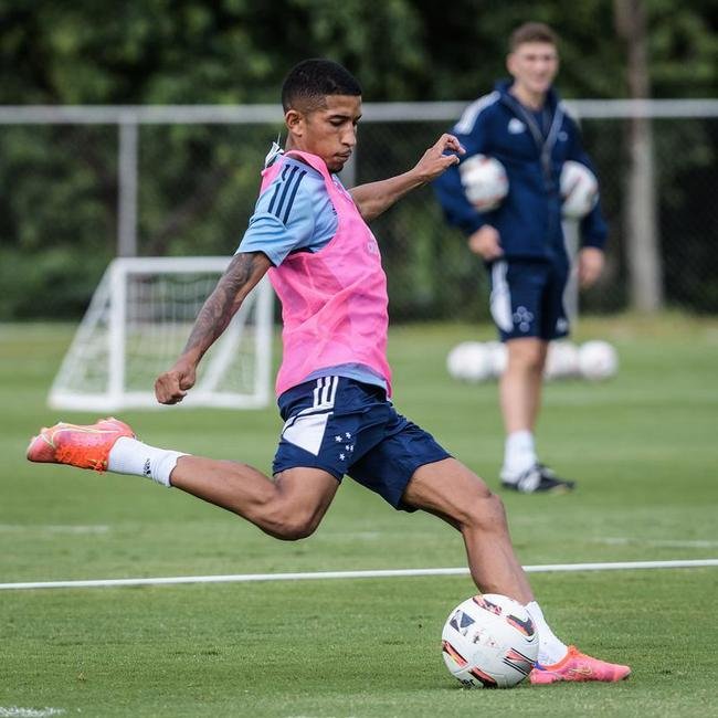 Imagens do treino do Cruzeiro nesta tera-feira (3 de janeiro), na Toca da Raposa II