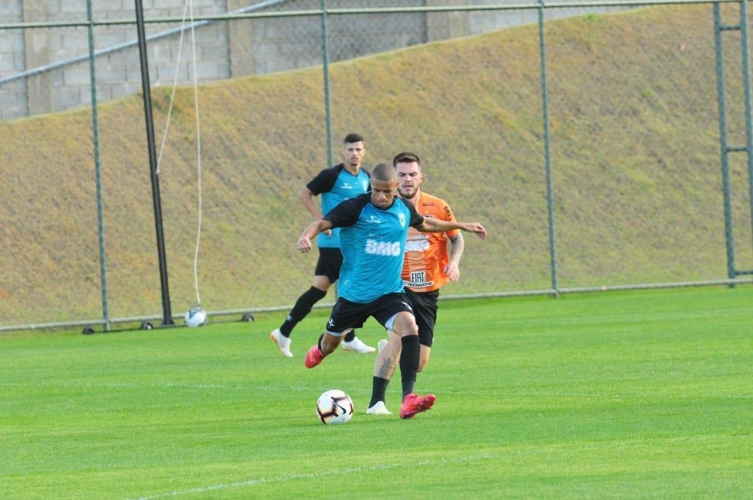 Atltico e Coimbra se enfrentaram em um jogo-treino na tarde desta segunda-feira