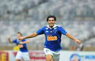 Cruzeiro vence a Caldense de virada no Mineiro, com gols de Dagoberto e Ricardo Goulart