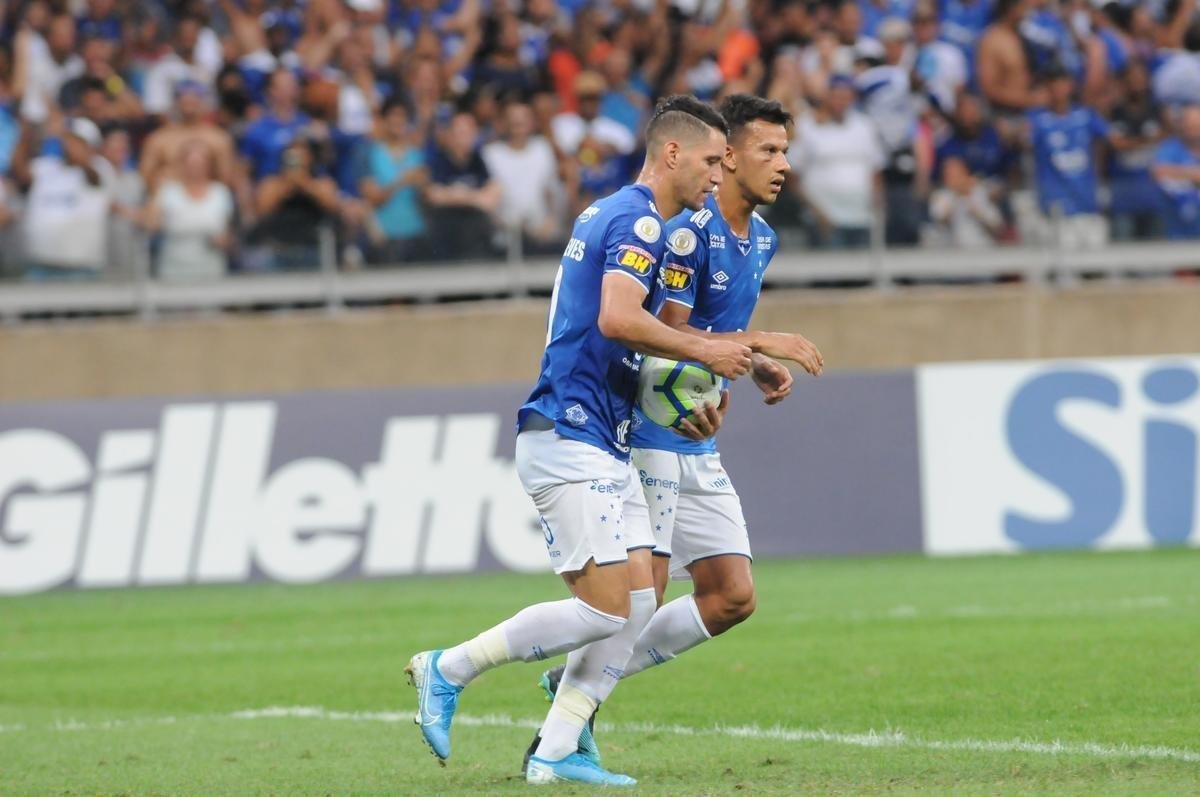 Cruzeiro e Flamengo se enfrentaram pela 20 rodada do Campeonato Brasileiro