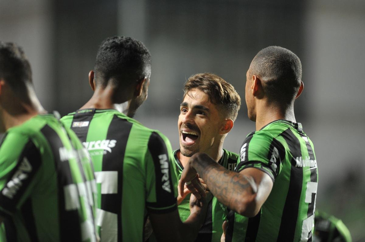 Fotos do jogo entre Amrica e Cuiab, no Independncia, pela 16 rodada da Srie B