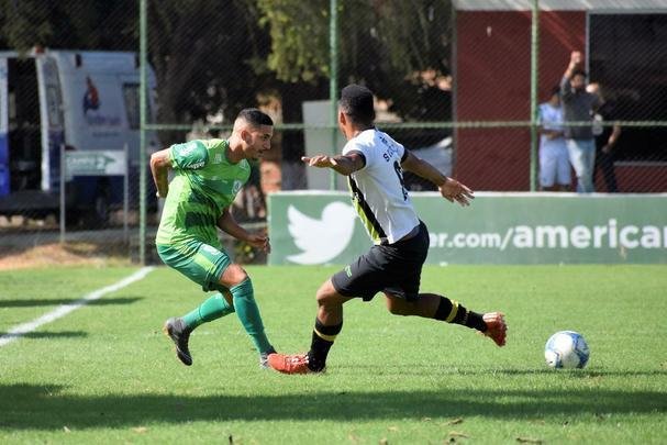 Imagens do jogo-treino do Amrica contra o Inter de Minas