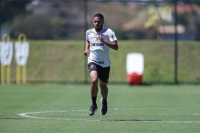 Calebe - nunca jogou