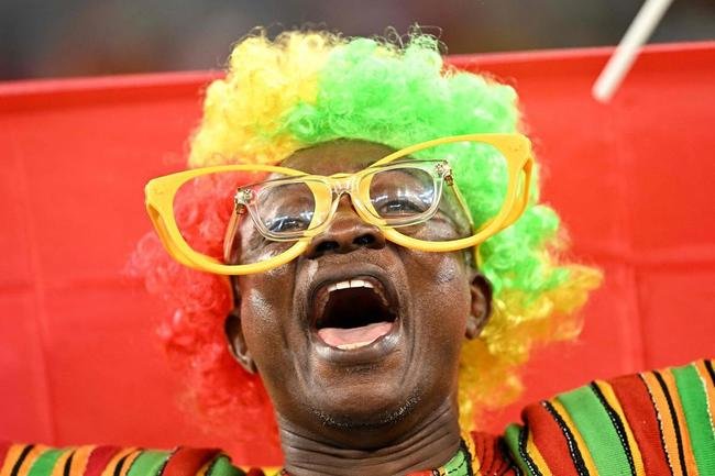 Imagens da torcida no confronto entre Portugal e Gana, pelo Grupo H da Copa do Mundo.