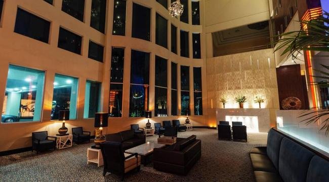 Galo est hospedado no Hilton Colon Guayaquil, localizado em uma regio nobre da cidade litornea no Equador; acomodao quatro estrelas tem estrutura de ponta