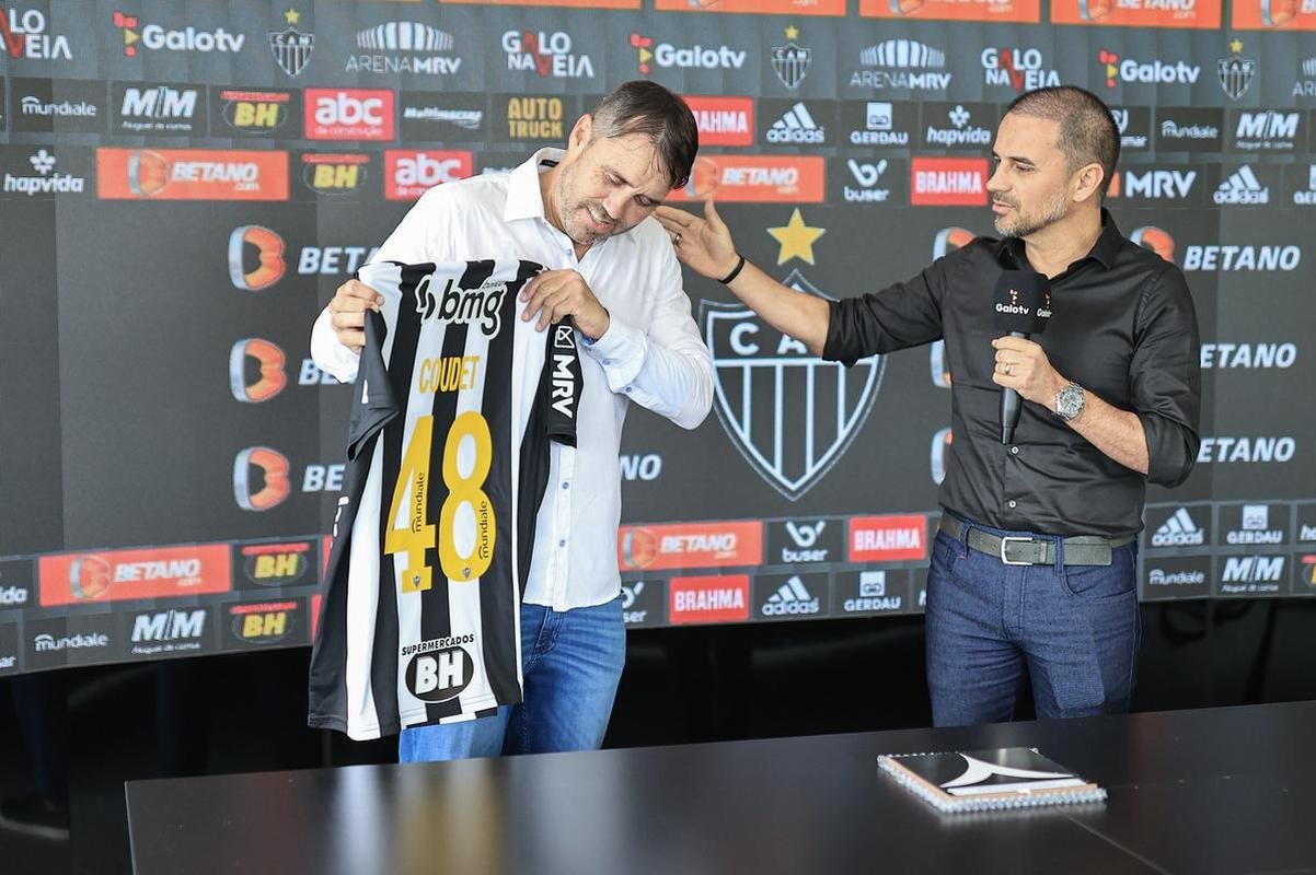 Fotos da apresentao de Eduardo Coudet no Atltico