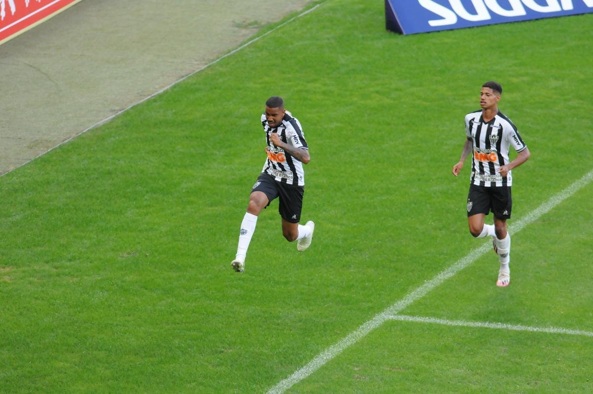 Fotos do clssico entre Atltico e Amrica neste domingo, no Mineiro, pela semifinal do Campeonato Mineiro