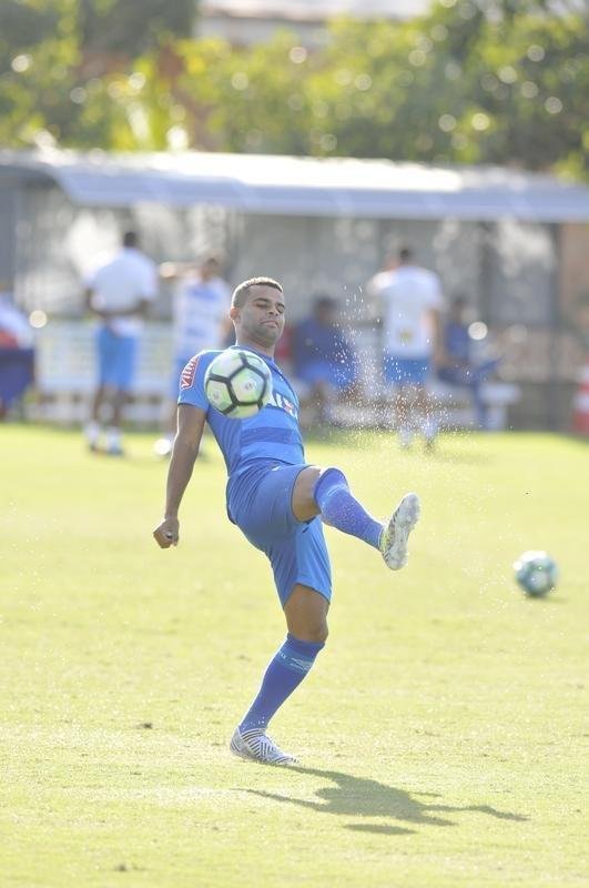 Imagens do treino do Cruzeiro nesta tera-feira (25/07) na Toca da Raposa II