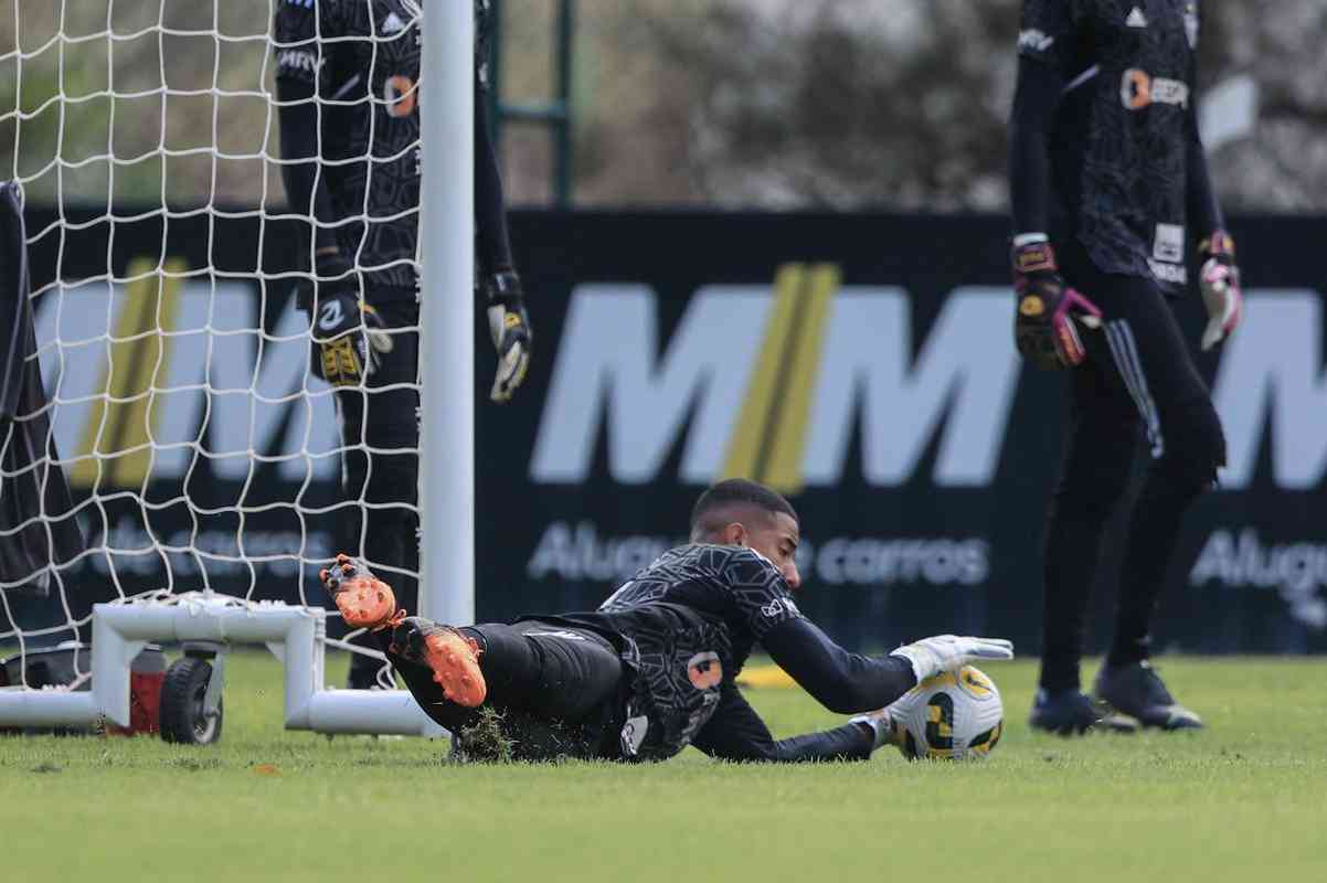 Na manh deste domingo (25/9), o Atltico concluiu mais um treino para encarar o Palmeiras, em partida vlida pela 28 rodada da Srie A do Campeonato Brasileiro.