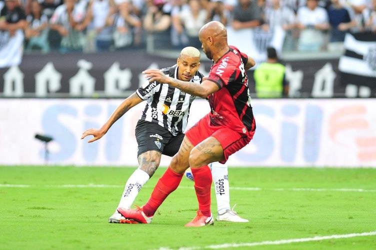 Fotos da vitria do Atltico sobre o Athletico-PR, no Mineiro, no jogo de ida da final da Copa do Brasil