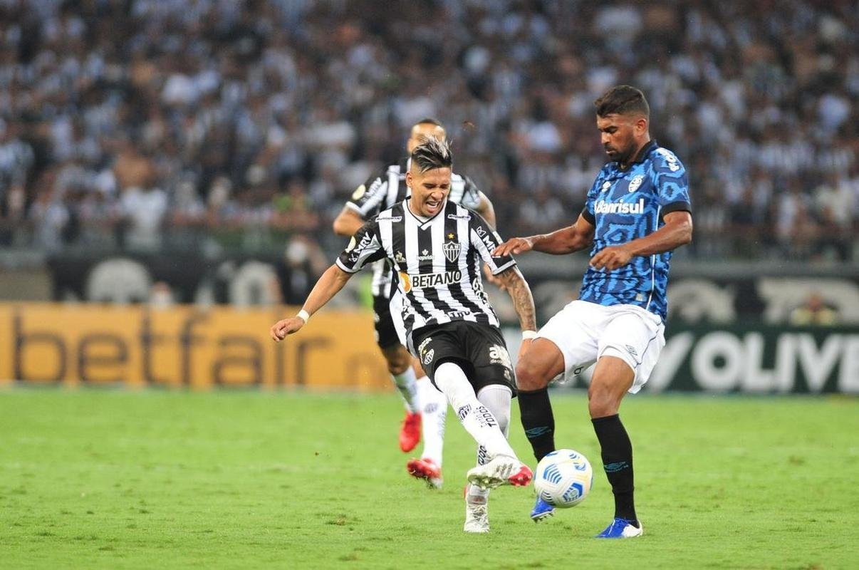 Fotos do jogo entre Atltico e Grmio, no Mineiro, em BH, pela 19 rodada do Campeonato Brasileiro