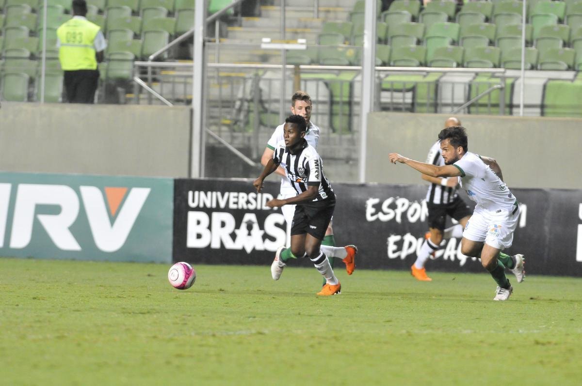 Imagens do clssico de ida da semifinal do Mineiro, entre Atltico e Amrica, no Independncia
