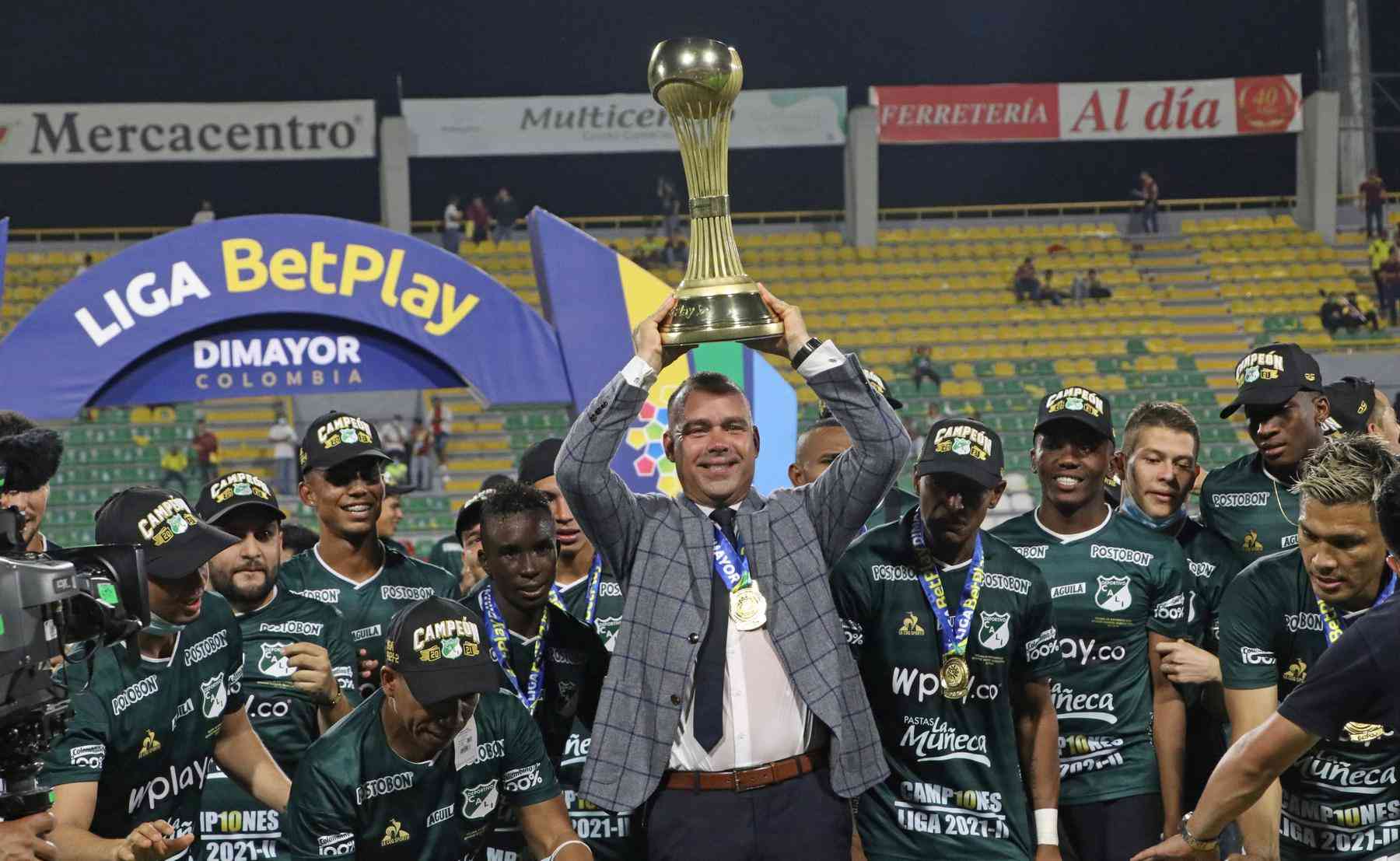 Dudamel, ex-Atlético, conquista Campeonato Colombiano com