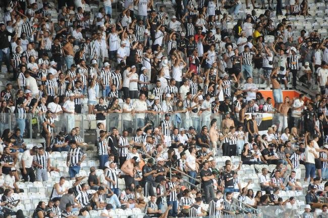 Fotos da torcida do Atltico na partida contra o Flamengo, no Mineiro, em Belo Horizonte, pela 13 rodada do Campeonato Brasileiro