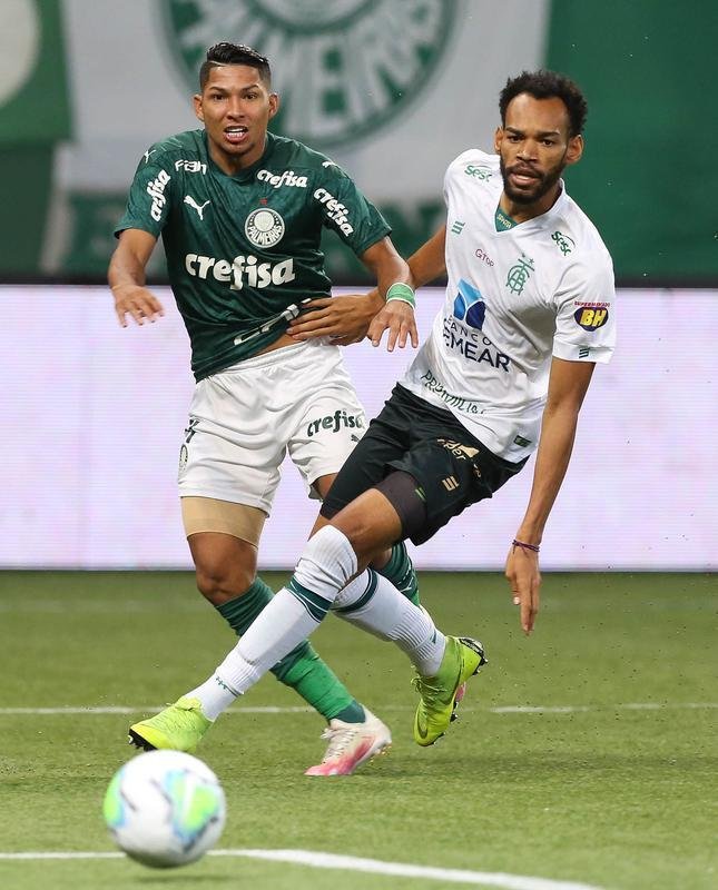 Palmeiras e Amrica se enfrentaram nesta quarta-feira (23), em partida de ida das semifinais da Copa do Brasil. O confronto foi realizado no Allianz Parque, em So Paulo. Na prxima quarta-feira (30), as equipes se reencontram no Independncia, em Belo Horizonte, s 21h30.