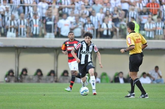 Imagens do segundo tempo da partida no Independ�ncia, que teve at� intervalo t�cnico por conta do calor